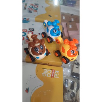 Airplane toys with child-safe plastic toys 