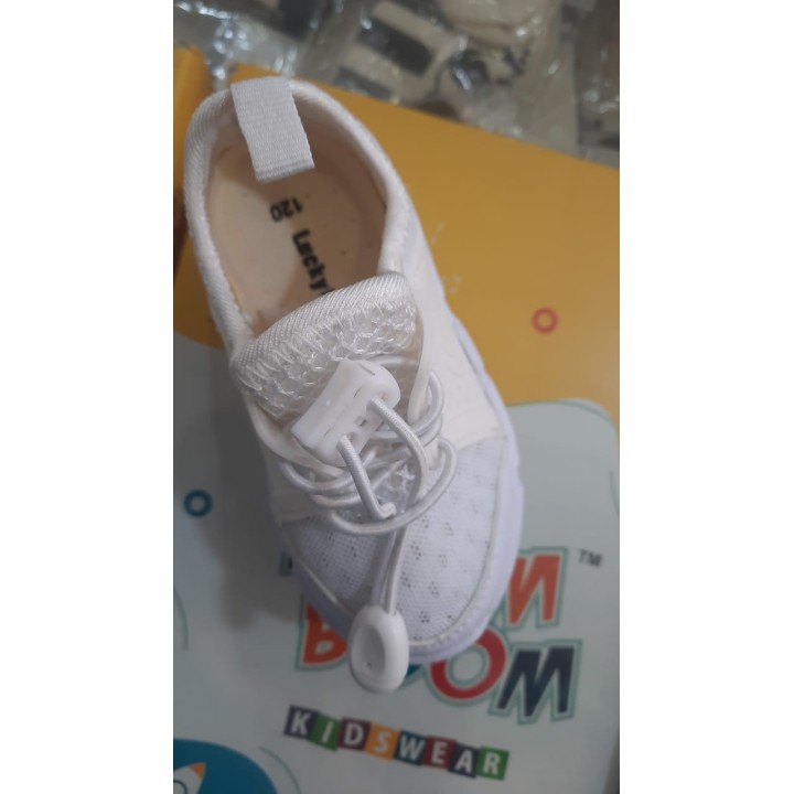 white sports shoes for 0 to 2-year-olds