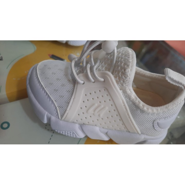 white sports shoes for 0 to 2-year-olds