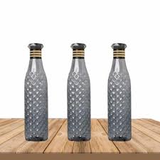 Stylish Glass Water Bottle with Diamond Cut Design – Reusable, Durable & Elegant Drinking Bottle
