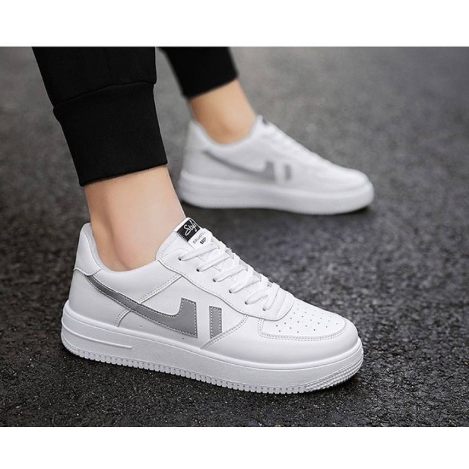 Trending Casual Shoes for Men Stylish Lightweight Sneakers