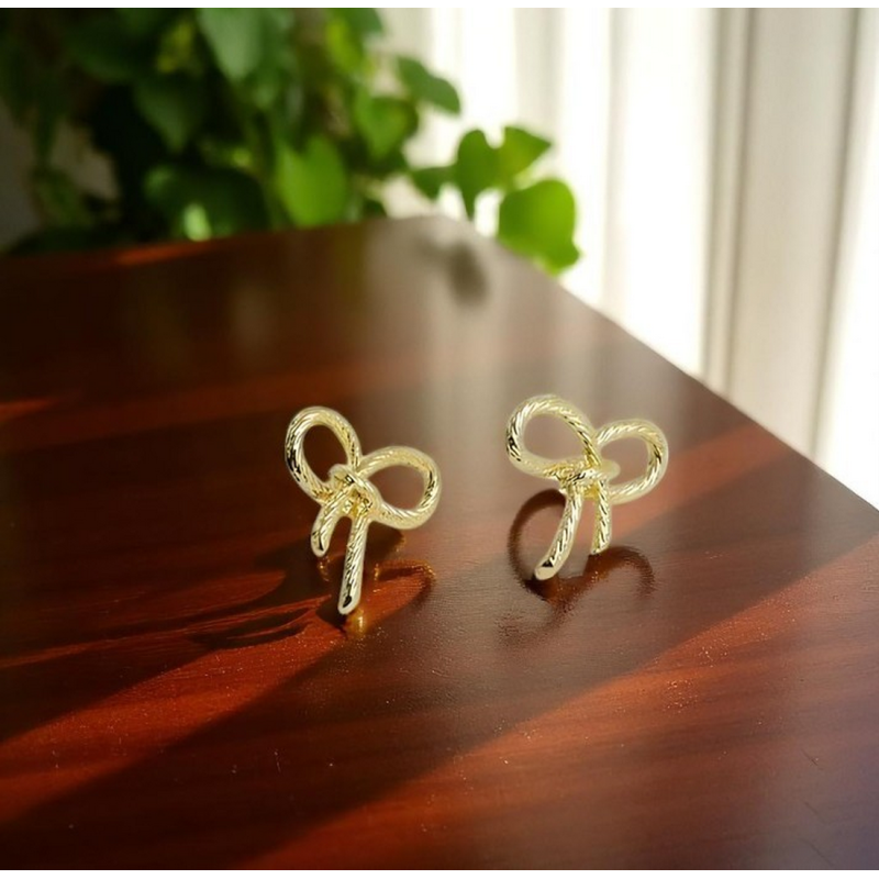 Gold Plated Bow Stud Earrings – Elegant & Cute Daily Wear Jewelry