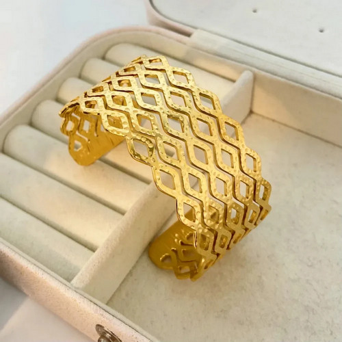 Elegant Gold-Plated Geometric Cut-Out Cuff Bracelet for Women Girls Lightweight Fashion Jewelry for Party Ethnic & Daily Wear