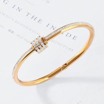Elegant 18K Gold-Plated CZ Stone-Studded Designer Bangle Bracelet for Women – Premium Finish Party, Wedding & Daily Wear Fashion Jewellery with Sparkling Crystals and Stylish Minimalist Design