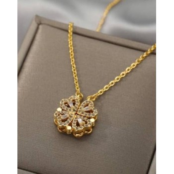 Elegant Gold-Plated Floral Clover Pendant Necklace for Women Girls Designer Four-Leaf Flower Charm with Embedded Stones