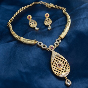 Luxurious Necklace Set – Timeless Beauty with Matching Earrings”NKSET-0688