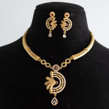 “Luxurious Necklace Set – Timeless Beauty with Matching Earrings”NKSET-0692