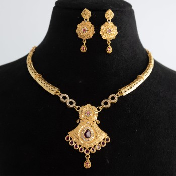 “Luxurious Necklace Set – Timeless Beauty with Matching Earrings”NKSET-0693
